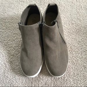 Time and True Low wedge Shoes